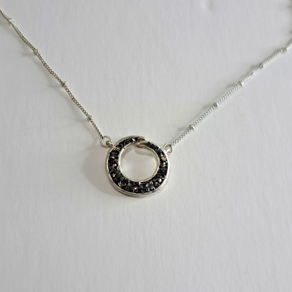 Necklace Black and Silver